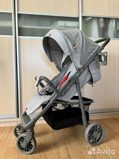 Коляска прогулочная