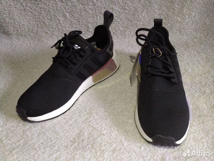 Кроссовки Adidas NMD R1 W