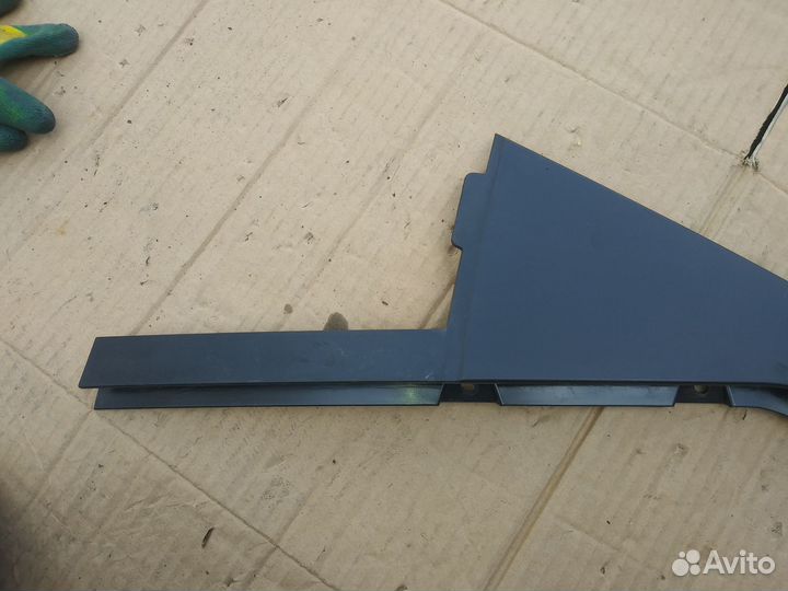 Накладка рамки задней правой двери Haval Jolion