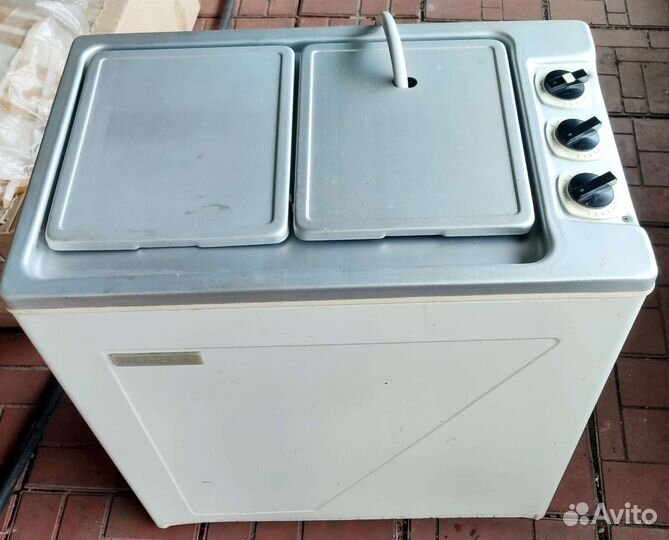Стиральная машина полуавтомат Чайка 3