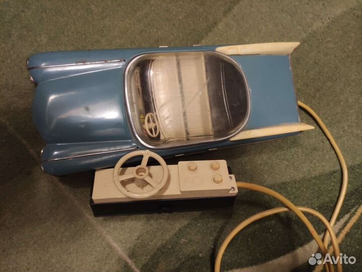 Машинка управляемая игрушка СССР