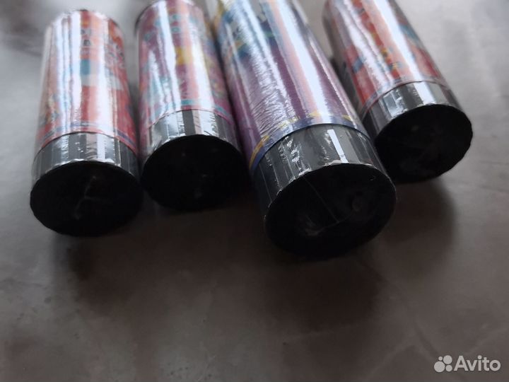 Хлопушки новогодние новые с конфети