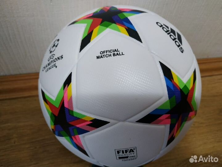 Футбольный мяч adidas лига чемпионов уефа 2023 PRO