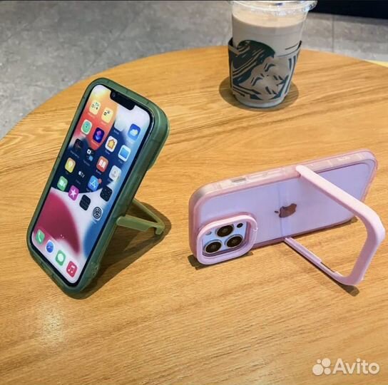 Чехол на iPhone