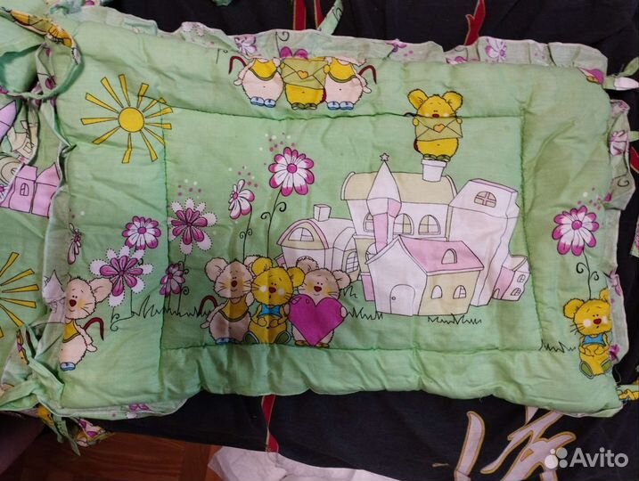 Бортики в детскую кроватку