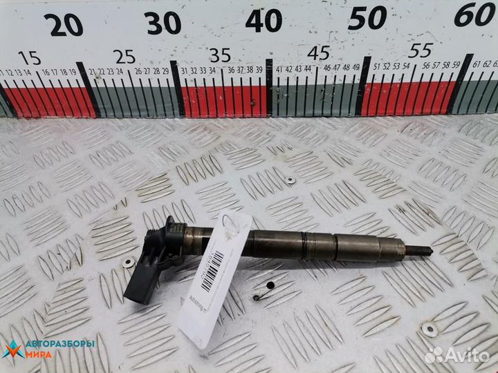 Форсунка Volkswagen Passat B6 2008 03L130277