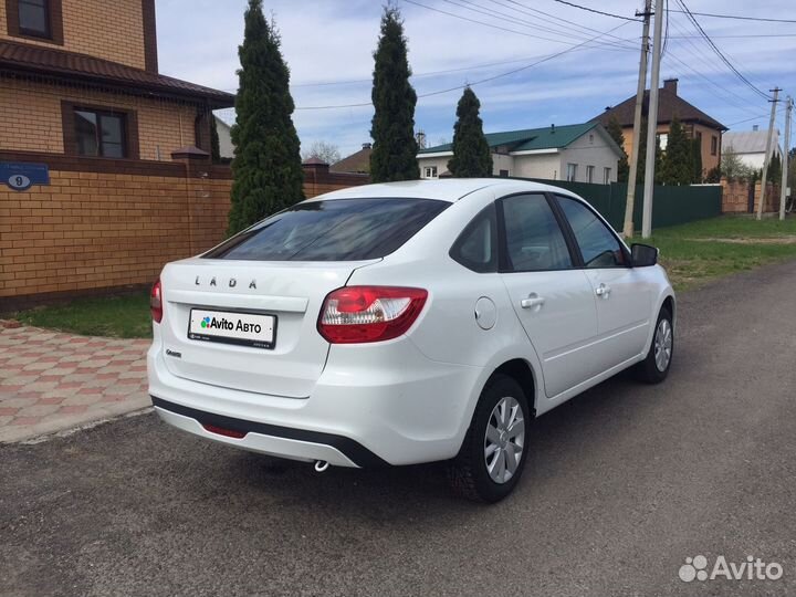 LADA Granta 1.6 МТ, 2023, 700 км