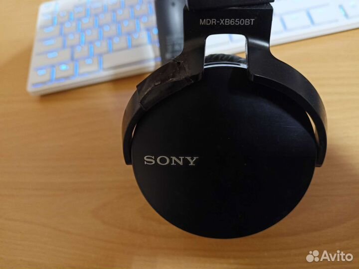 Беспроводные наушники Sony XB650BT