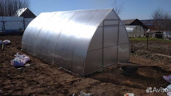 Теплица капелька