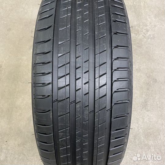 Michelin Latitude Sport 3 265/40 R21