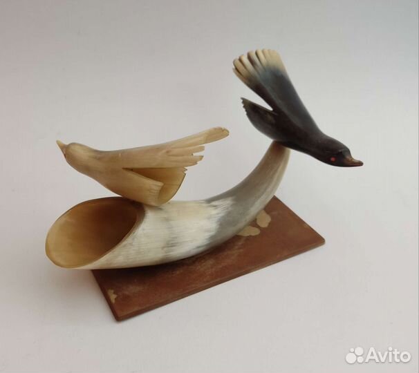 Сувенир из рога. Птицы. СССР
