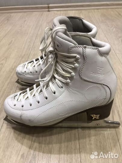 Фигурные коньки risport royal super 245