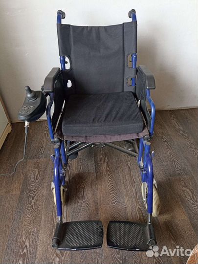 Коляска инвалидная с электроприводом
