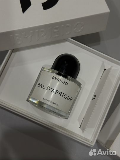Коробка и флакон byredo