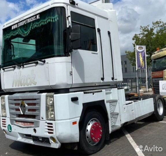 Разбираем грузовик Renault,Magnum III 2001-2008