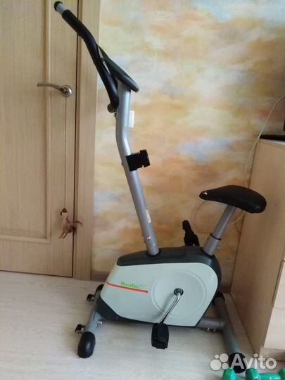 Велотренажёр HouseFit