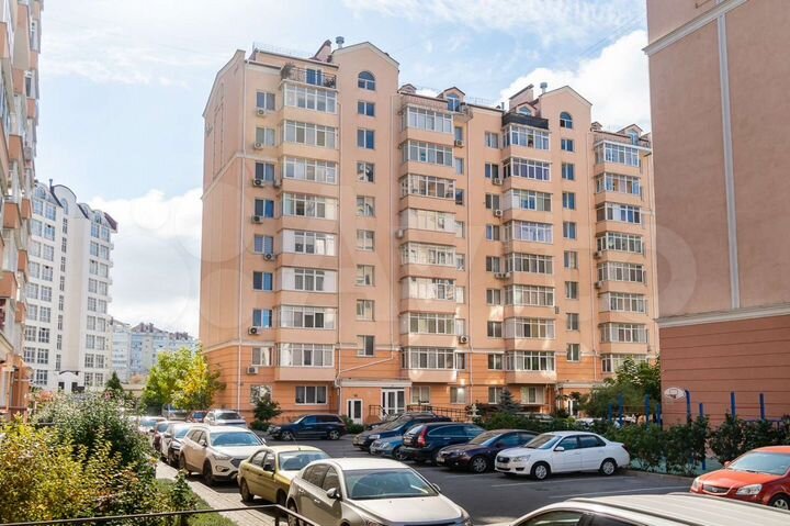 5-к. квартира, 187 м², 9/10 эт.