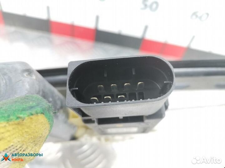 Стеклоподъемник передний правый Mercedes-Benz