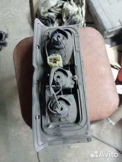 Фонарь задний правый Ниссан terrano