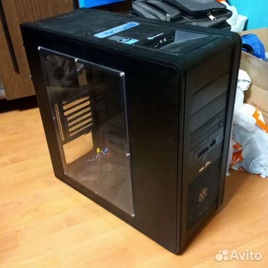 Огромный игровой корпус