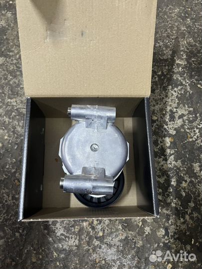 Натяжитель ремня приводного Форд Фокус 2004 2012