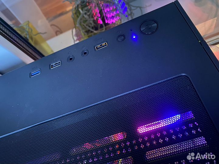 Игровой компьютер i3 8100
