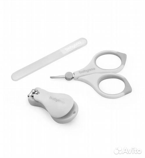 Маникюрный набор и набор расчесок для малыша