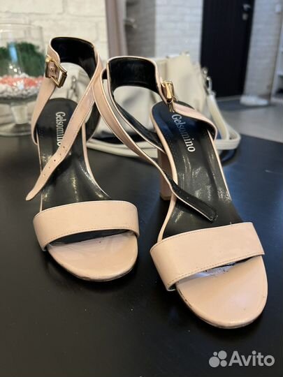 Босоножки женские