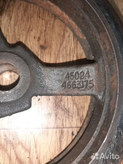 Шкив коленвала Крайслер 4663175