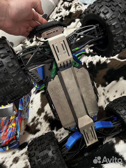 Traxxas Maxx wide V2