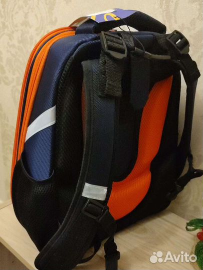 Ранец школьный новый
