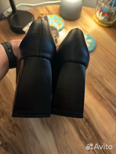 Туфли женские 39 размер