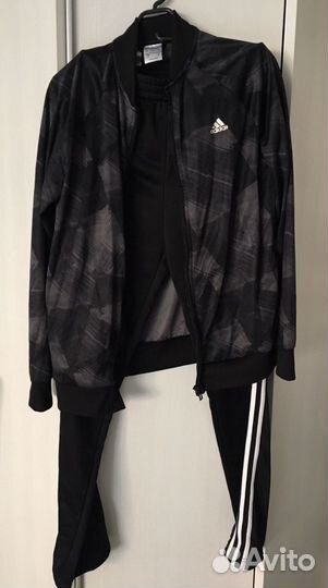 Спортивный костюм