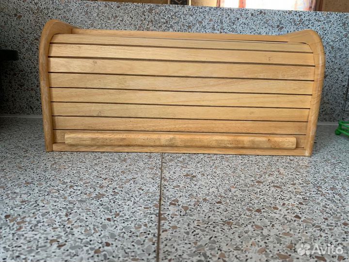 Хлебница деревянная