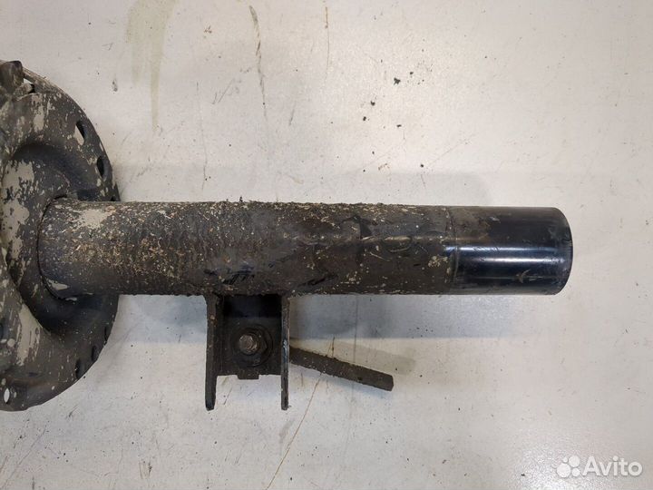 Амортизатор подвески правый передний Mercedes A W177 2018, 2019