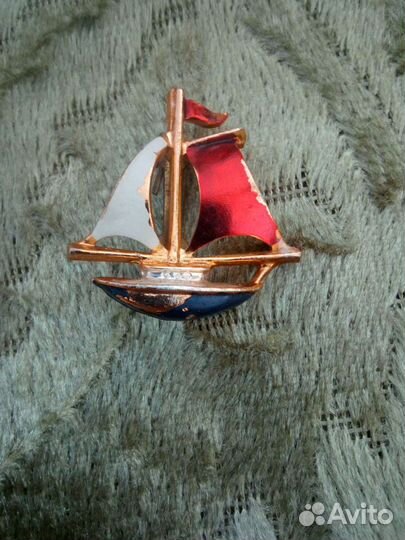 Значок парусник (оригинал)