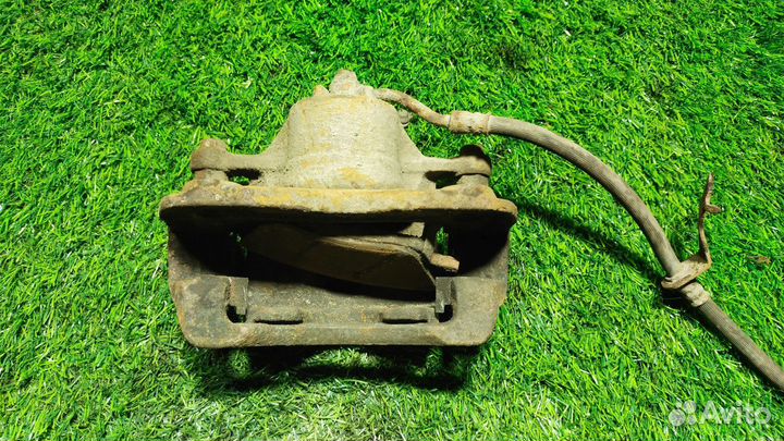 Суппорт тормозной передний Hyundai Solaris