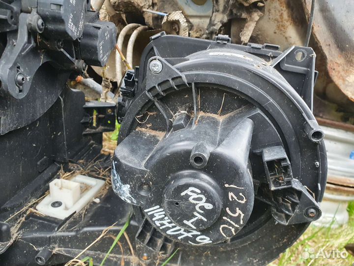 Моторчик печки Ford mondeo 3