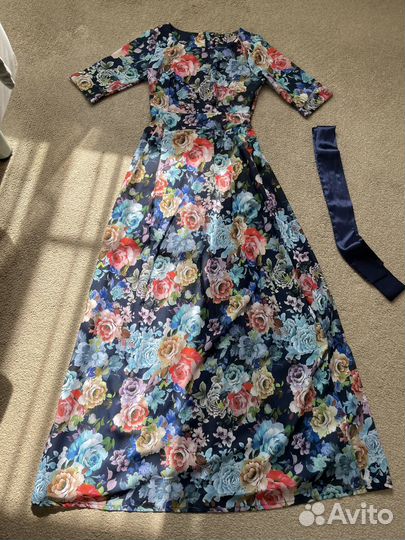 Платье в пол