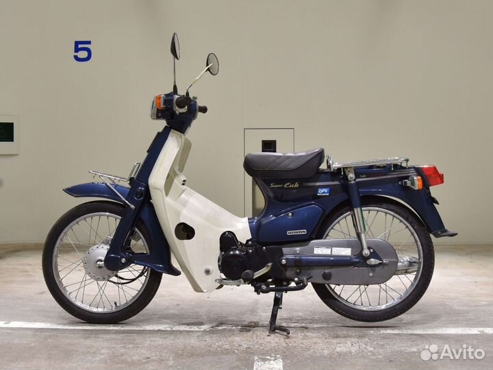 Honda Super Cub (castum)