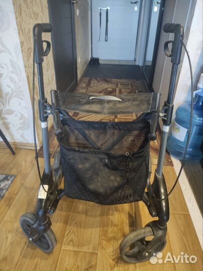 Ходунки для взрослых на колесах