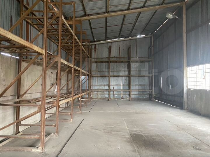 Склад, 196.5 м²