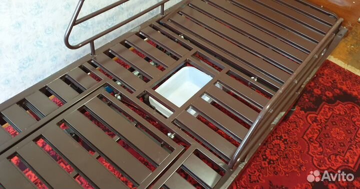 Медицинская кровать