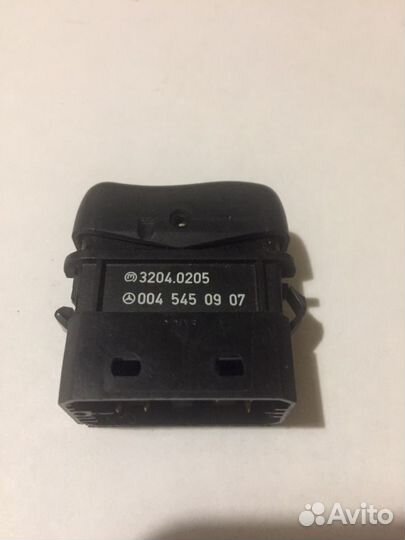 Кнопка блокировки дверей Mercedes w638 Vito