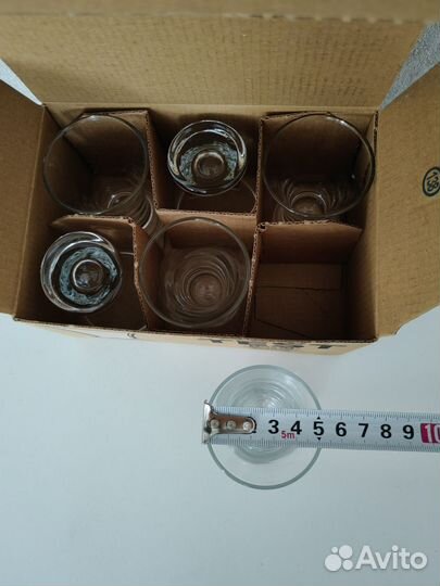 Набор рюмок из стекла и хрусталя