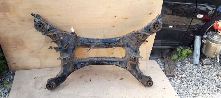 Подрамник задний Nissan Teana J32