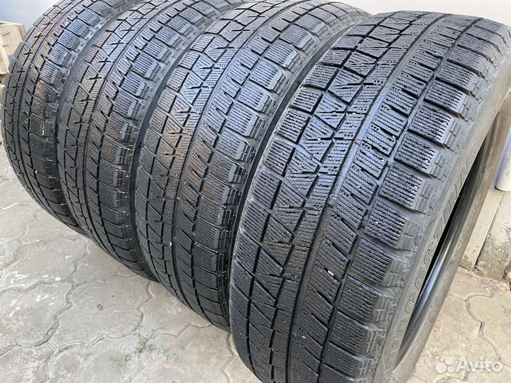 Bridgestone Blizzak Revo GZ 215/60 R16 95S