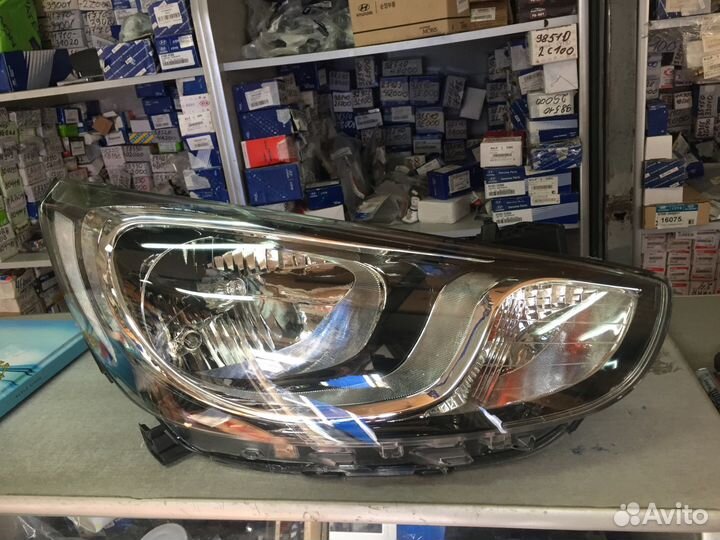 Фара на hyundai solaris 921014L000