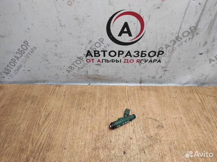 Форсунка инжекторная электрическая toyota Coroll