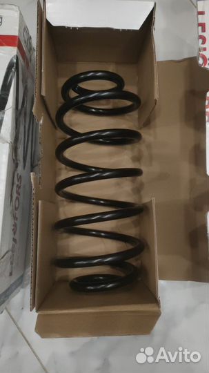 Пружина задняя geely